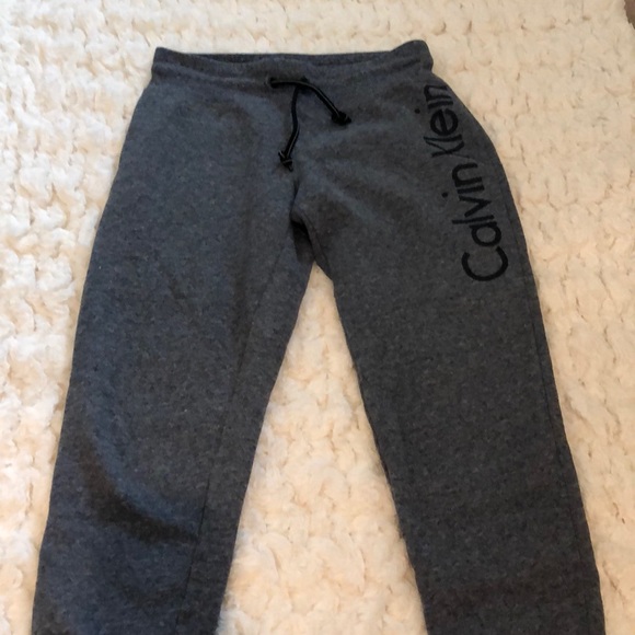 Calvin Klein joggers - Picture 3 of 5